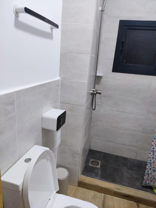 Superbe Appartement Avec Parking Gratuit Et Garde Dakar Zewnętrze zdjęcie